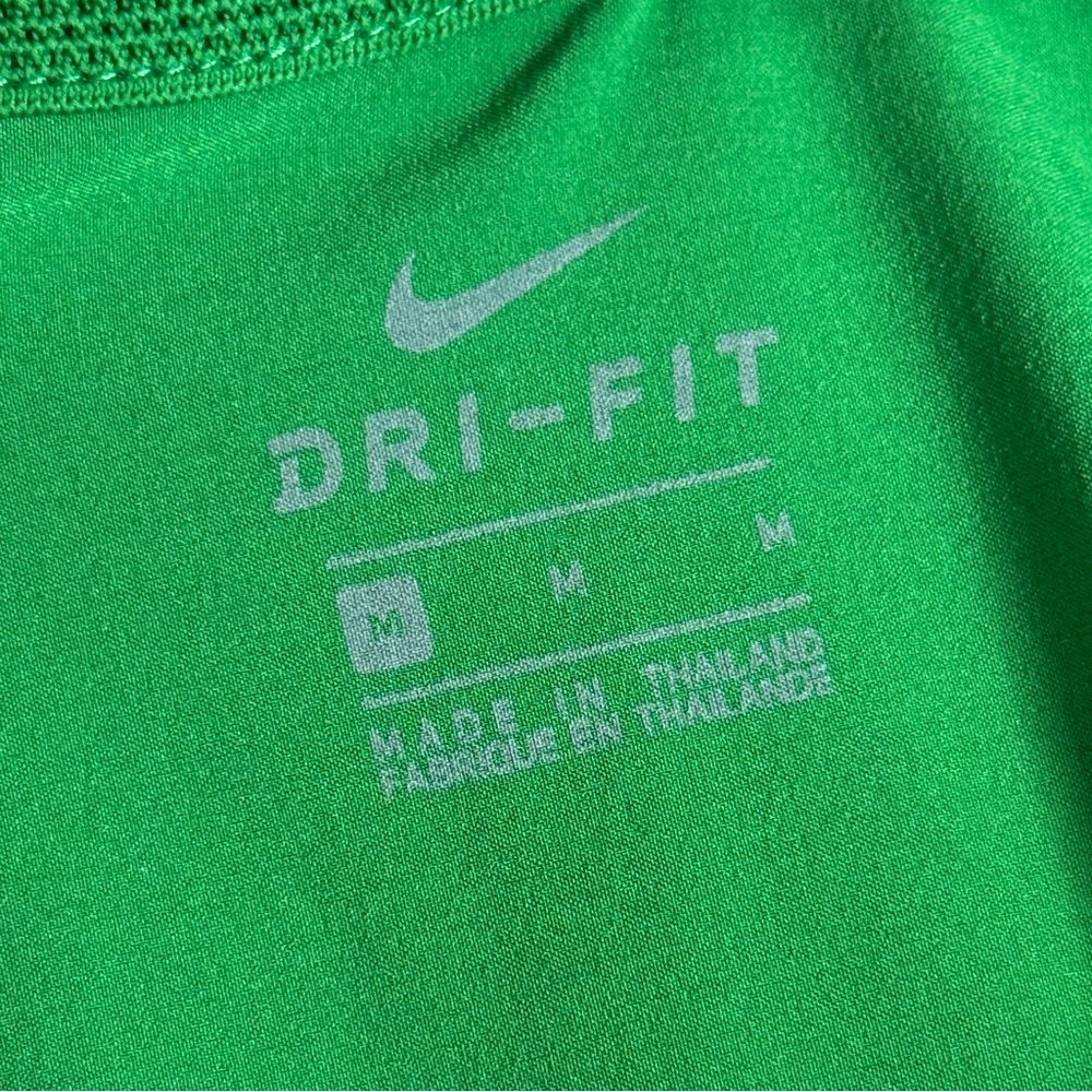 Nike Dri Fit MEDIUM Green Oregon Ducks Short Sleeve Polo Shirt - Picture 5 of 7